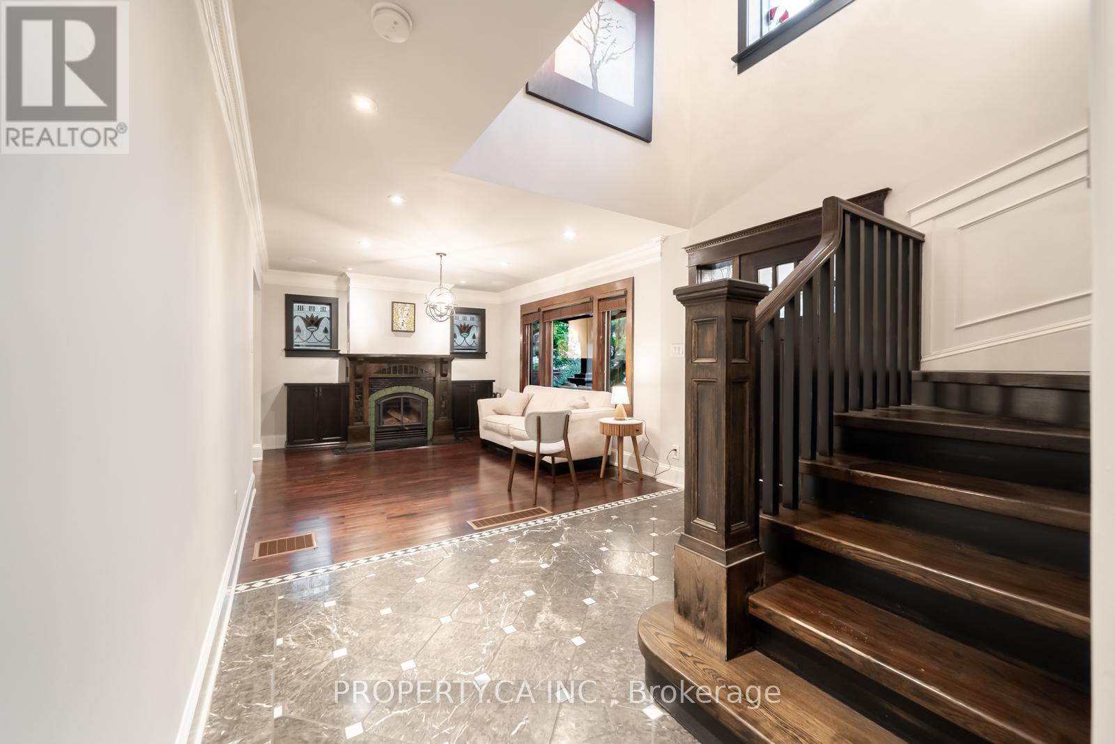 29 Tyler Street, Aurora, Ontario  L4G 2N1 - Photo 8 - N12564730