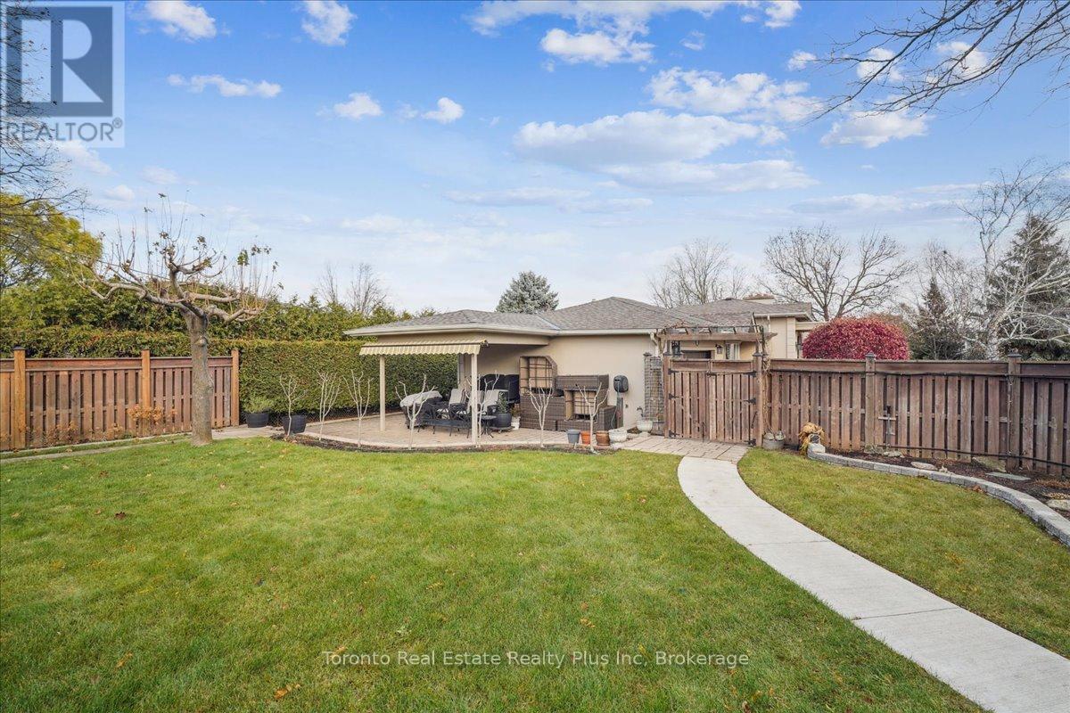 10 Sevilla Boulevard, Vaughan, Ontario  L0J 1C0 - Photo 28 - N12564738