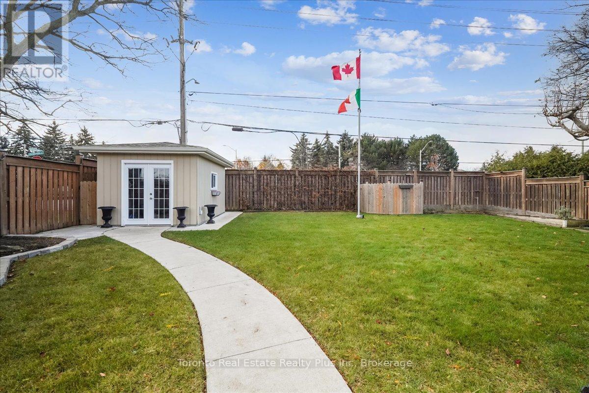 10 Sevilla Boulevard, Vaughan, Ontario  L0J 1C0 - Photo 29 - N12564738