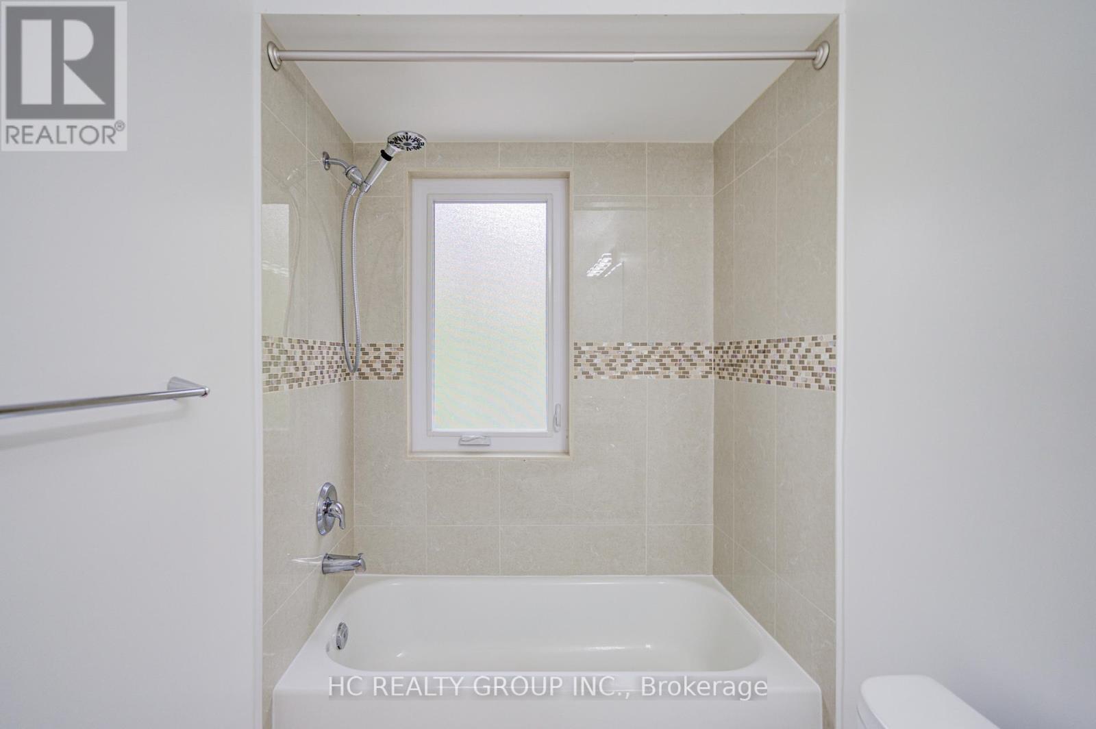 #22 - 56 North Lake Road, Richmond Hill, Ontario  L4E 0G5 - Photo 17 - N12564746