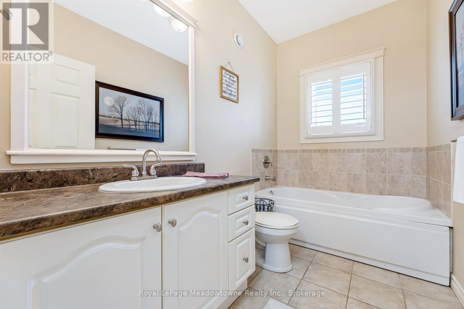 120 Gracehill Crescent, Hamilton, Ontario  L8B 1A5 - Photo 15 - X12564824