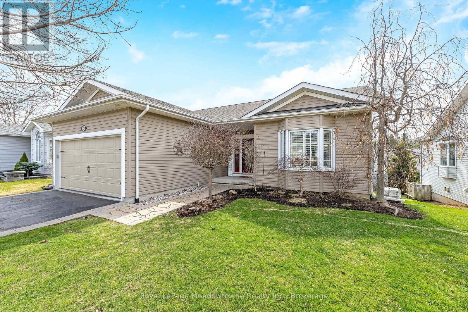 120 Gracehill Crescent, Hamilton, Ontario  L8B 1A5 - Photo 3 - X12564824