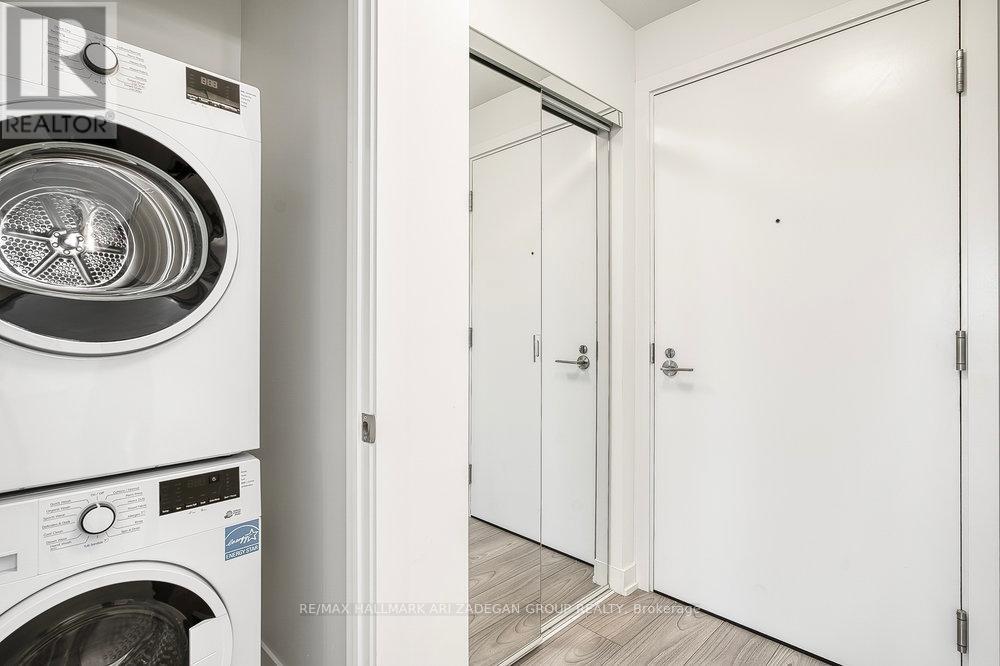 1904 - 120 Broadway Avenue, Toronto, Ontario  M4P 1V7 - Photo 4 - C12558388