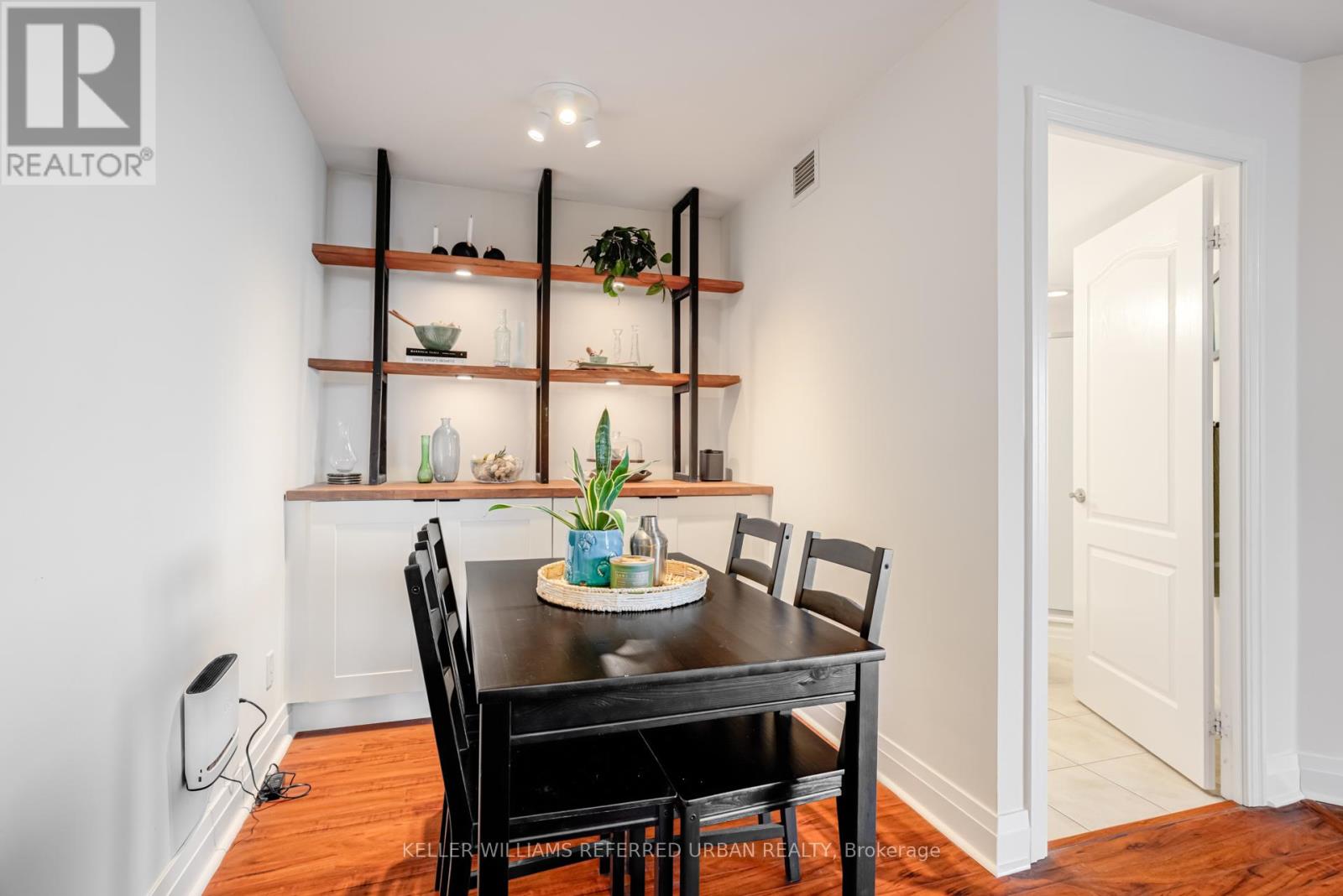 1008 - 2121 Lake Shore Boulevard W, Toronto, Ontario  M8V 4E9 - Photo 10 - W12564734