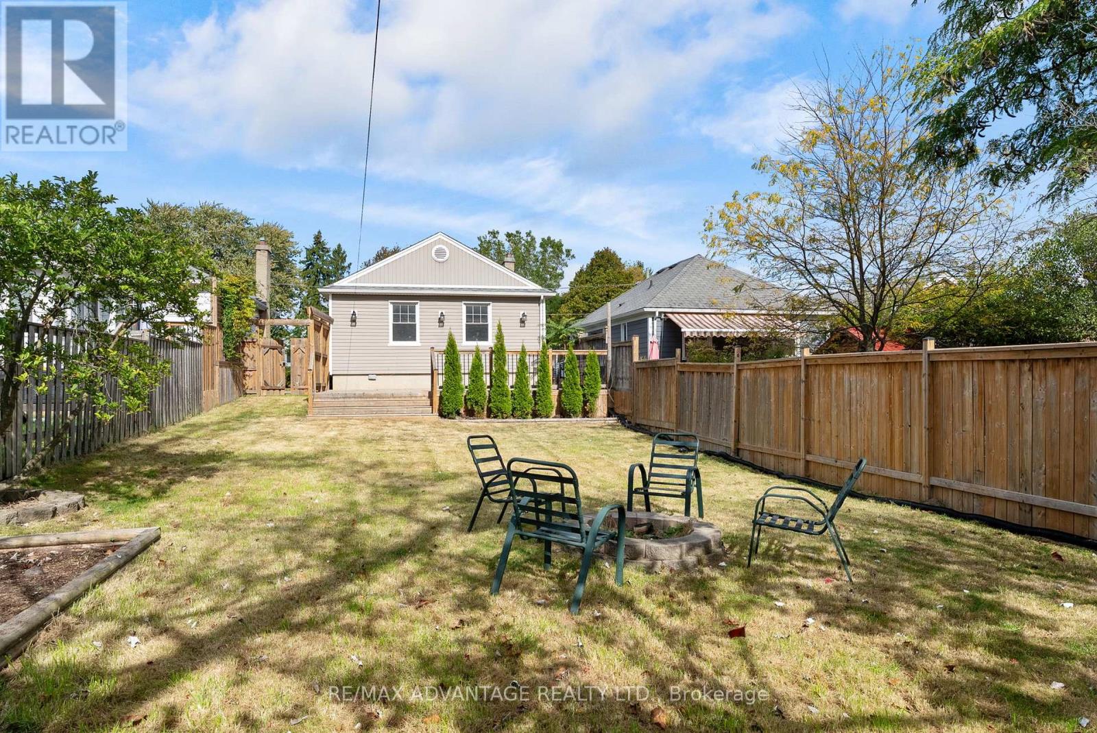 555 Chester Street, London South, Ontario  N6C 2K1 - Photo 36 - X12564794