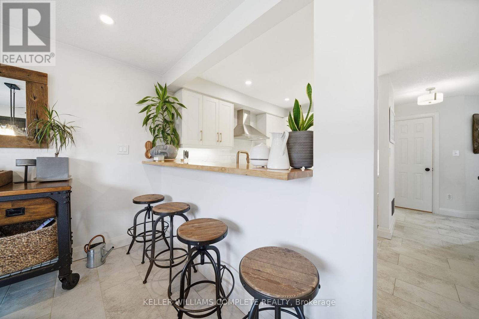 136 Braemar Avenue, Haldimand, Ontario  N3W 2M6 - Photo 11 - X12564750