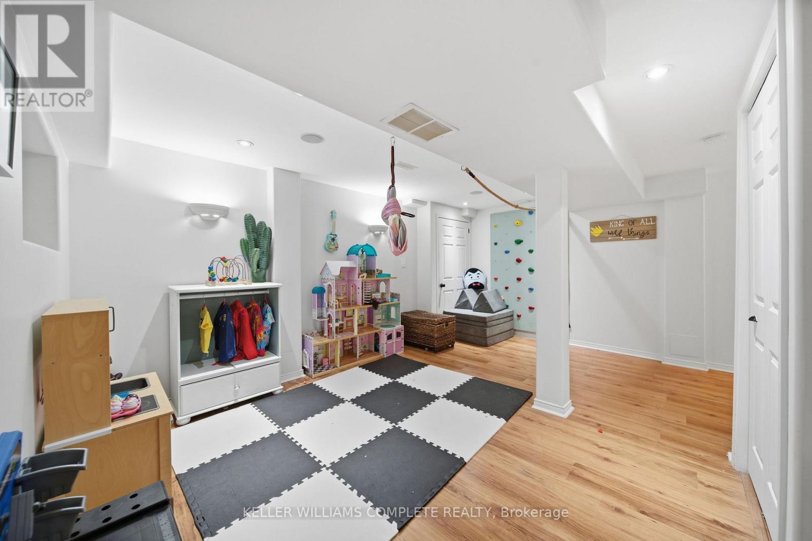 136 Braemar Avenue, Haldimand, Ontario  N3W 2M6 - Photo 30 - X12564750