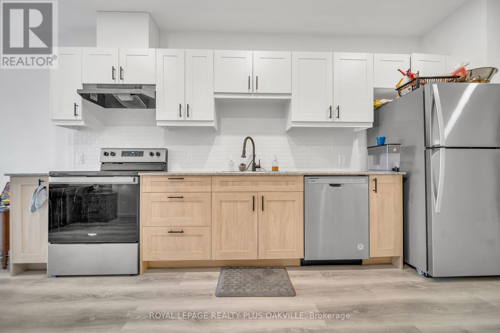 Ph809 - 191 Elmira Road S, Guelph, Ontario  N1K 0E5 - Photo 12 - X12564762