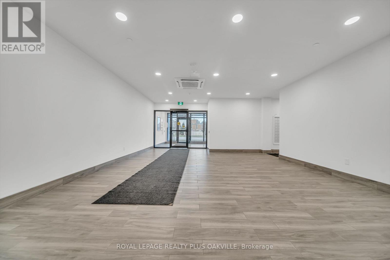 Ph809 - 191 Elmira Road S, Guelph, Ontario  N1K 0E5 - Photo 4 - X12564762