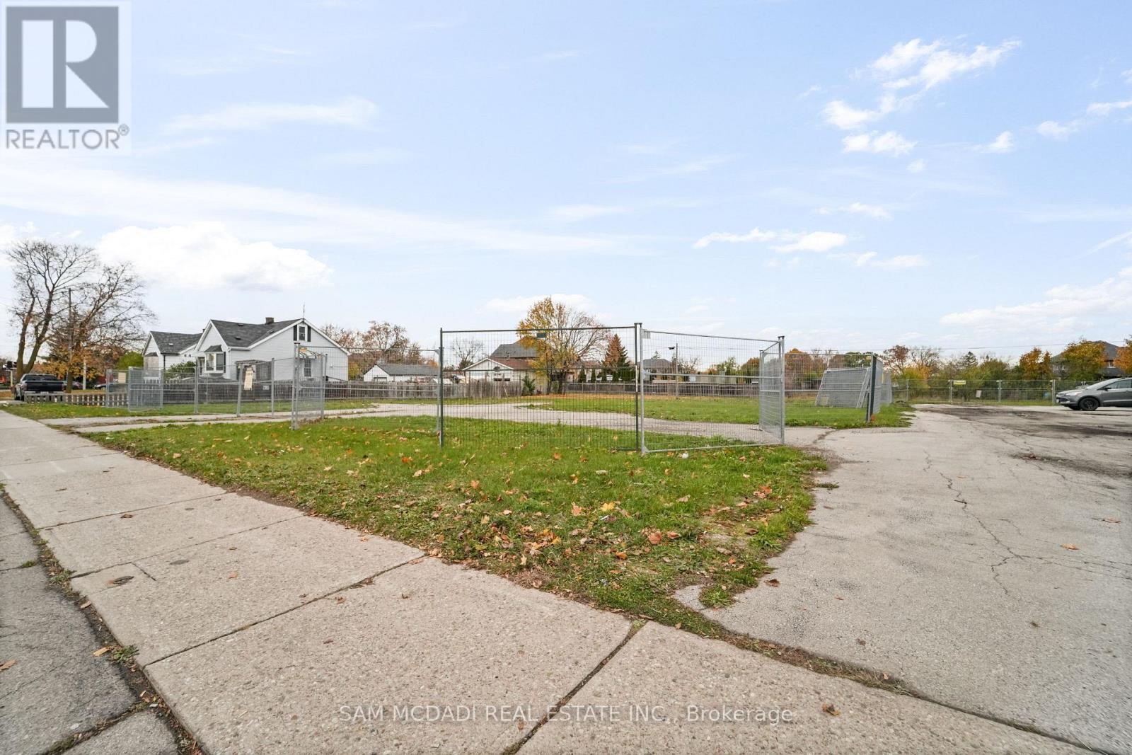 423 Highway 8 Highway, Hamilton, Ontario  L8G 1G1 - Photo 25 - X12543434