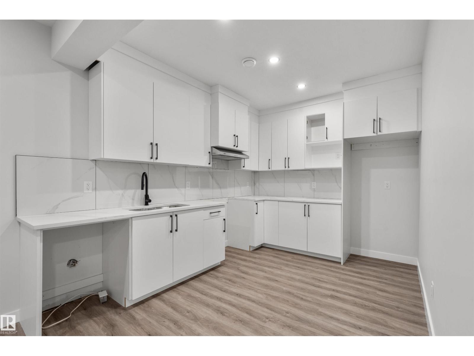 6720 Crawford Wy Sw, Edmonton, Alberta  T6W 1A6 - Photo 34 - E4465076