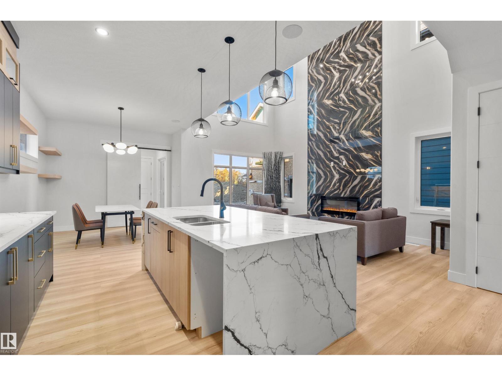 6720 Crawford Wy Sw, Edmonton, Alberta  T6W 1A6 - Photo 9 - E4465076