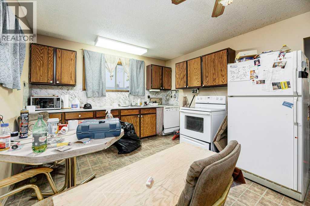 4804 Broadway Avenue, Blackfalds, Alberta  T0M 0J0 - Photo 8 - A2271760