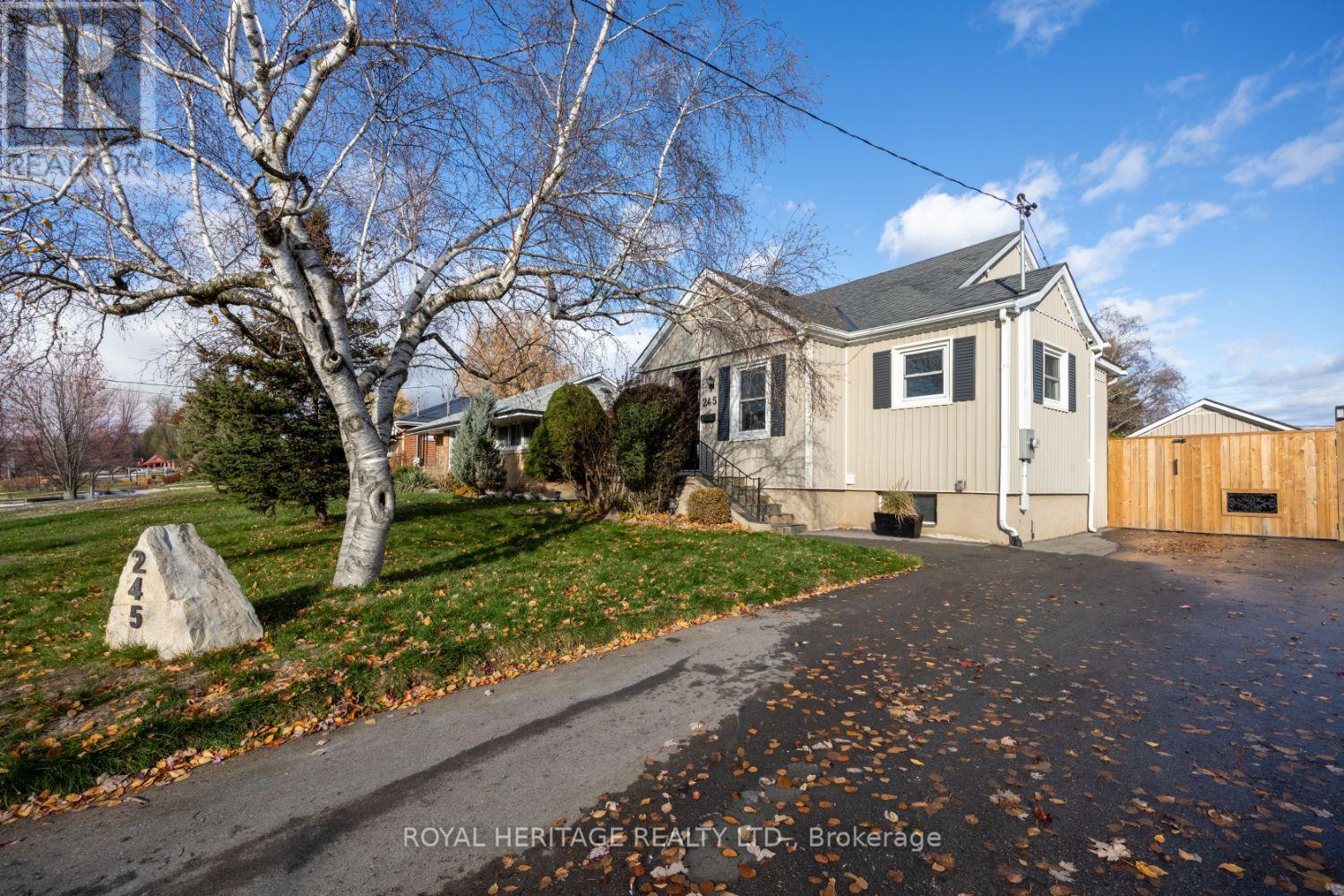 245 ELIZABETH STREET, Oshawa, Ontario