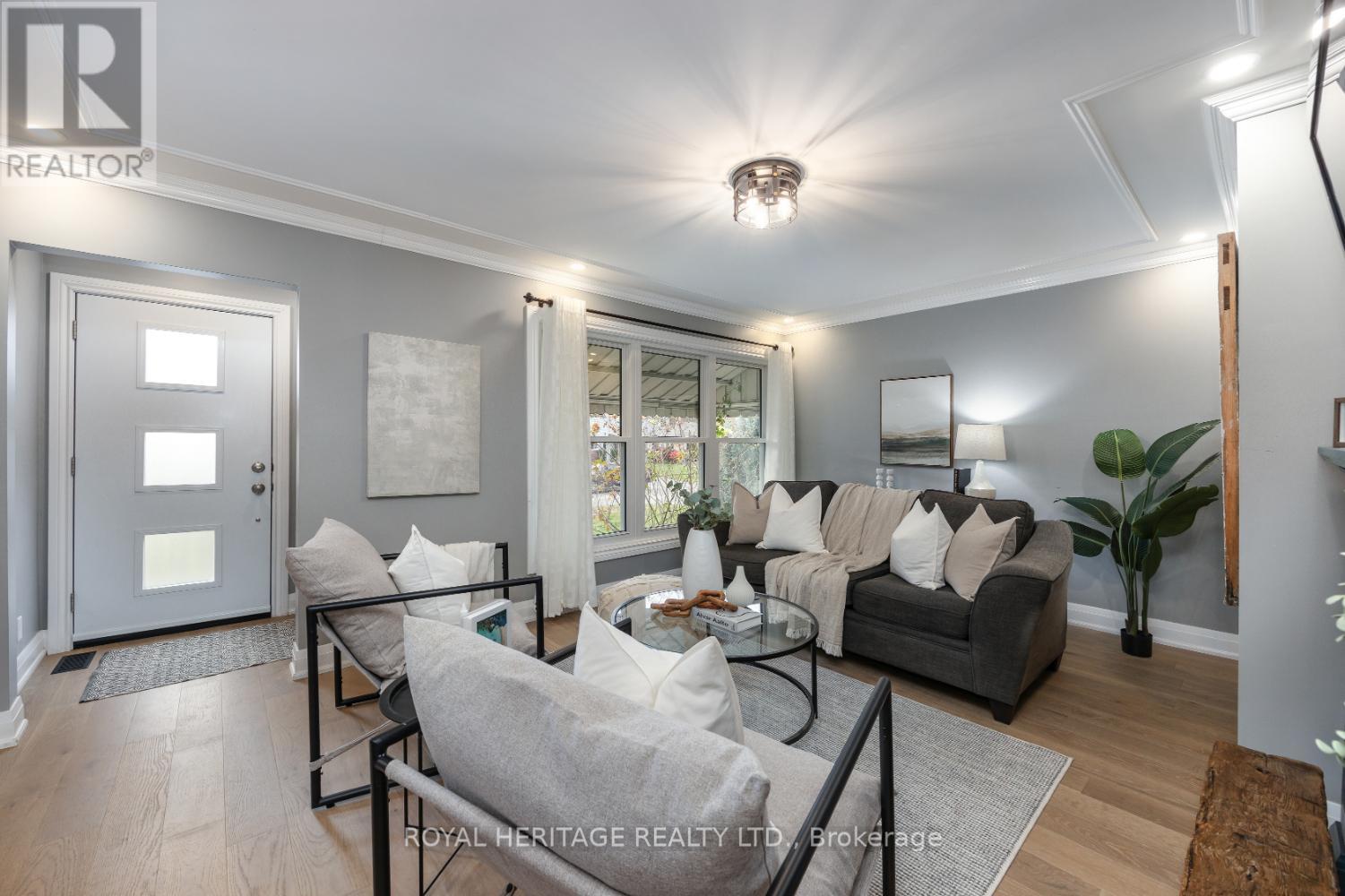 245 Elizabeth Street, Oshawa, Ontario  L1J 5S5 - Photo 3 - E12543960