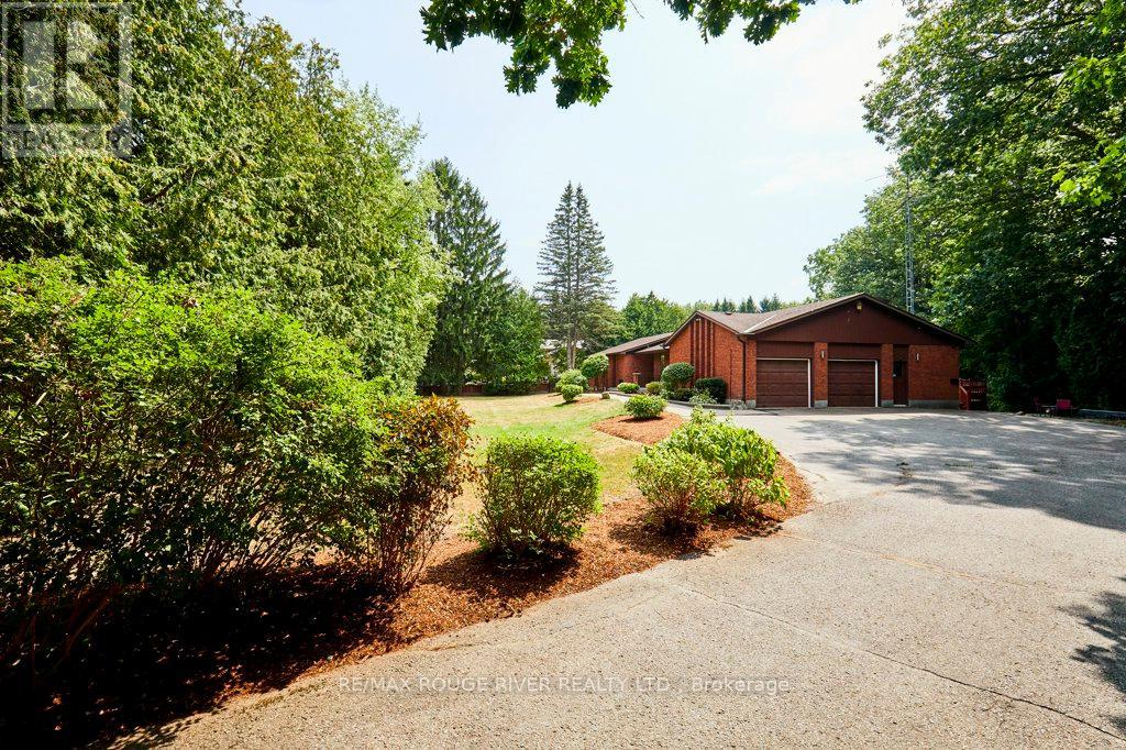 112 Old Varcoe Road, Clarington, Ontario  L1E 2K4 - Photo 4 - E12564804