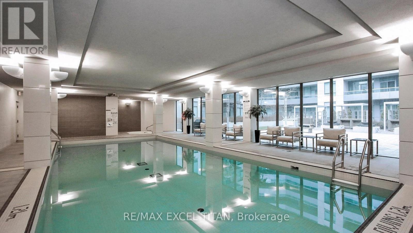 2006 - 19 Grand Trunk Crescent, Toronto, Ontario  M5J 3A3 - Photo 41 - C12562918