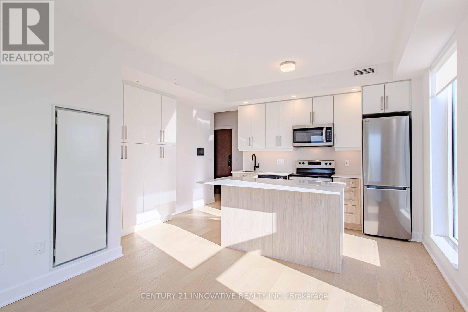 1902 - 3240 William Coltson Avenue, Oakville, Ontario  L6H 8C8 - Photo 3 - W12564782