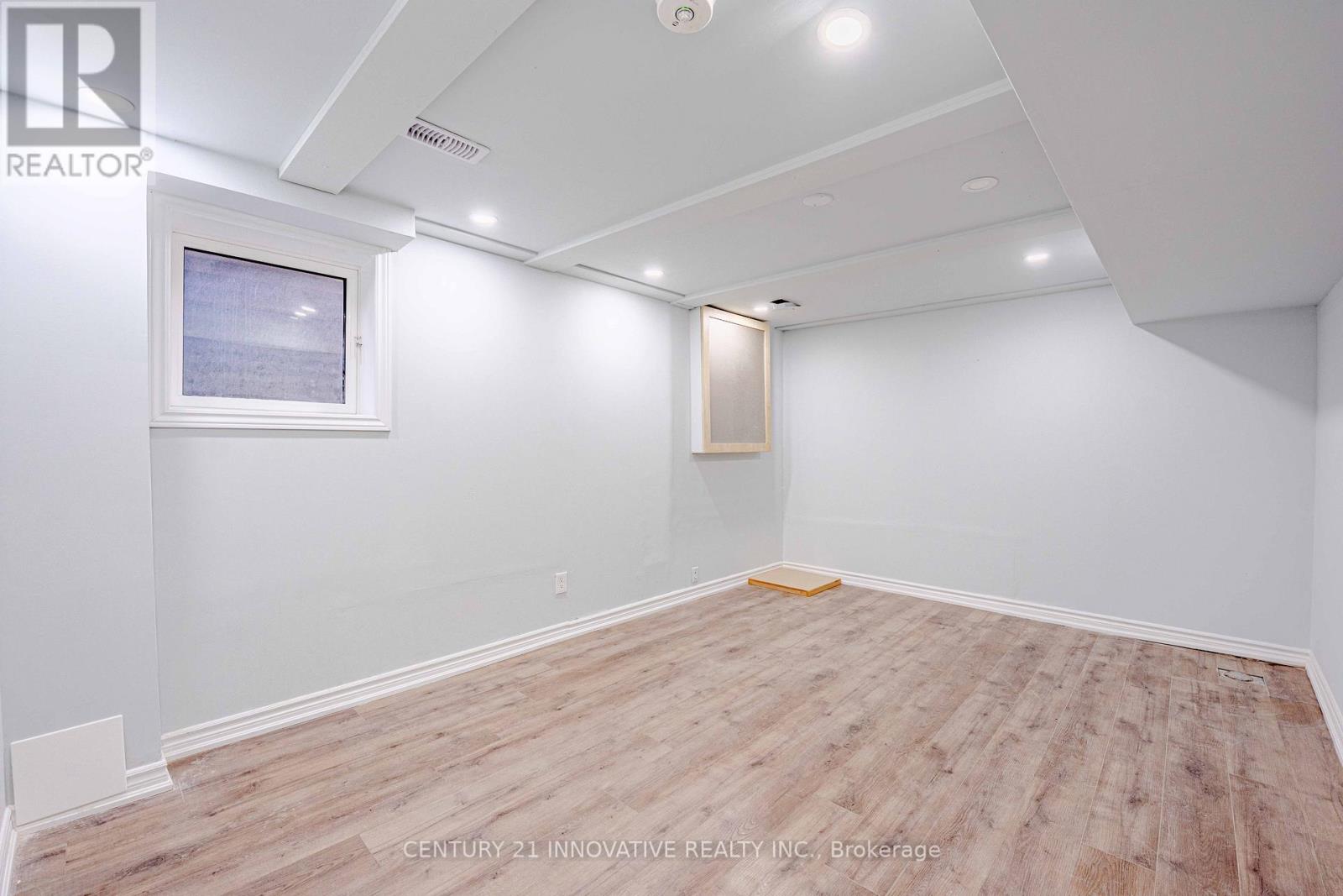 Bsmt - 56 Foxacre Row, Brampton, Ontario  L6V 3P5 - Photo 9 - W12564788