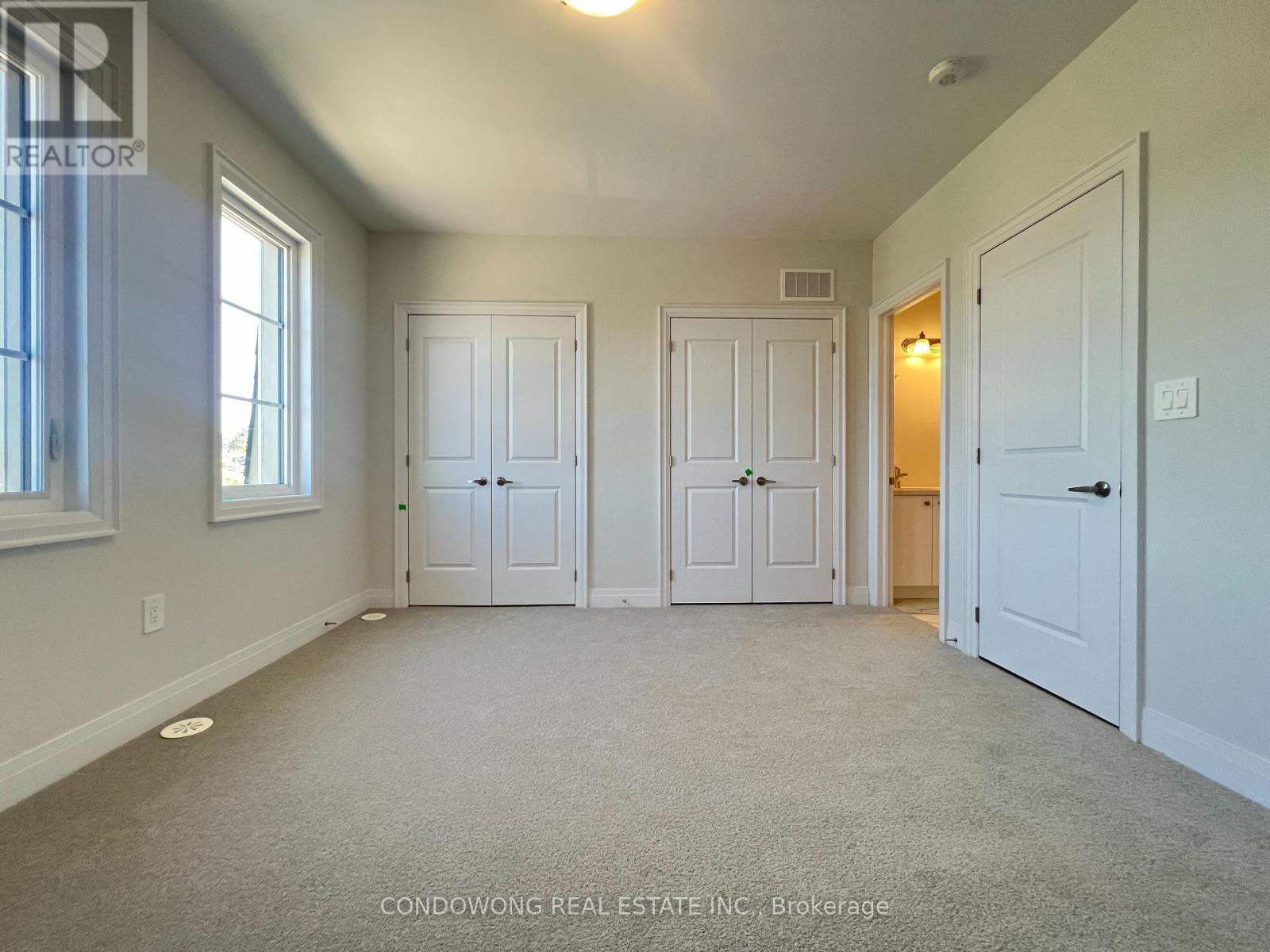 5951 Saigon Street, Mississauga, Ontario  L5V 0E9 - Photo 20 - W12564796