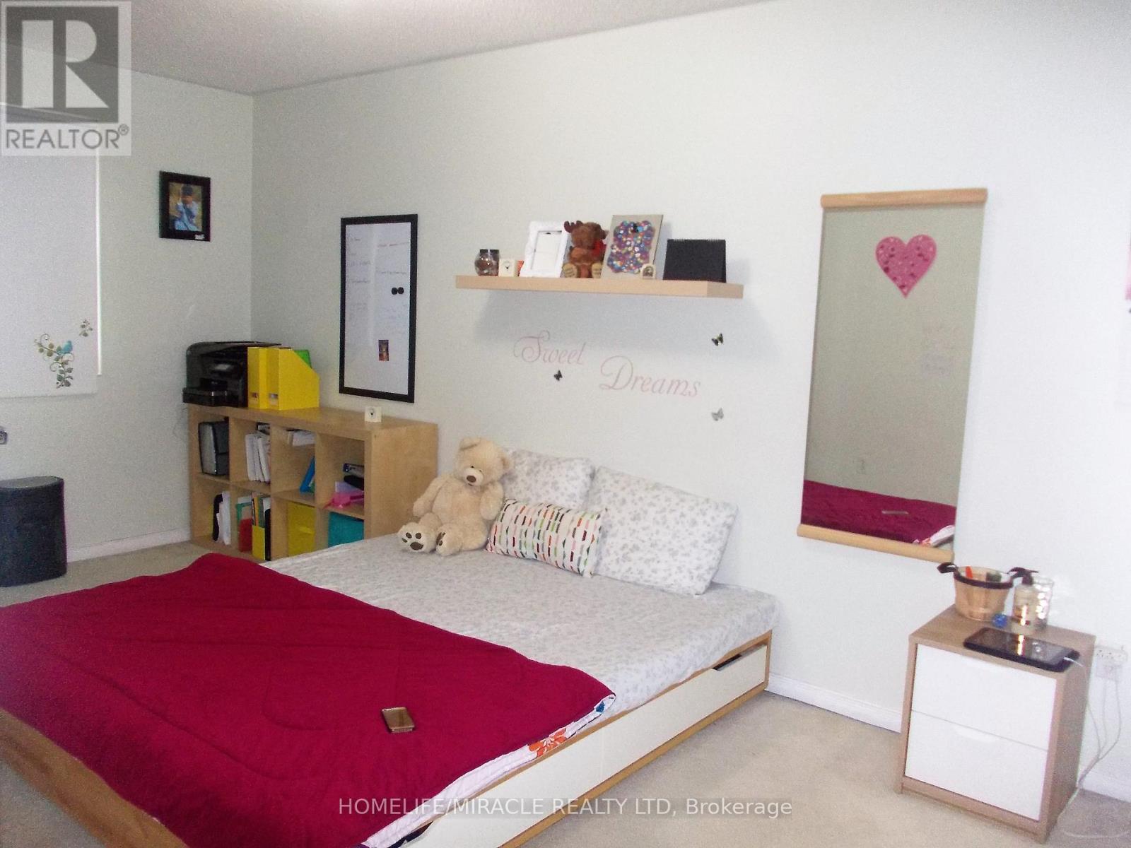 Upper Level - 101 Bighorn Crescent, Brampton, Ontario  L6R 1G2 - Photo 8 - W12564802