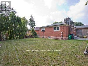 (Upper) - 28 Ladore Drive, Brampton, Ontario  L6Y 1V5 - Photo 23 - W12564822
