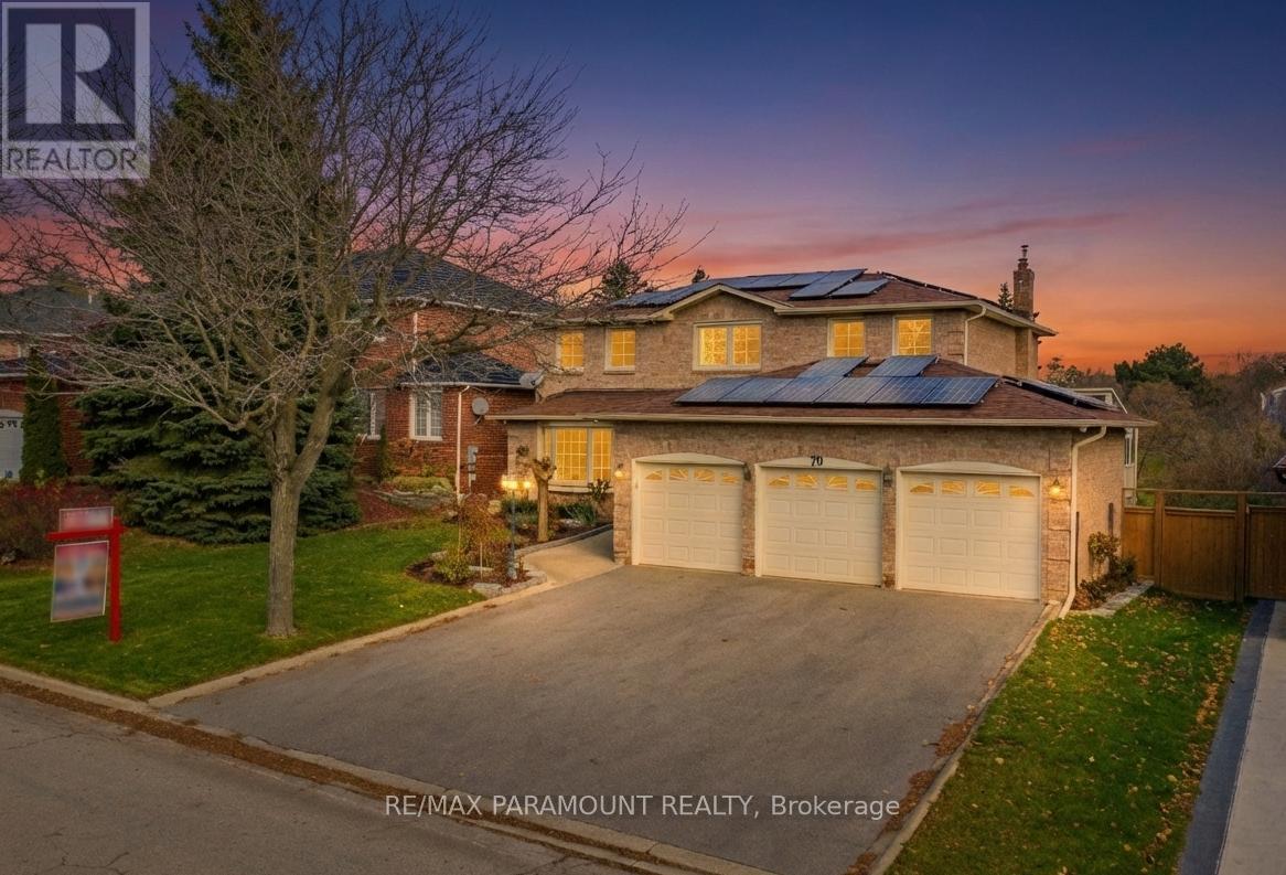 70 DAWNRIDGE TRAIL, Brampton, Ontario
