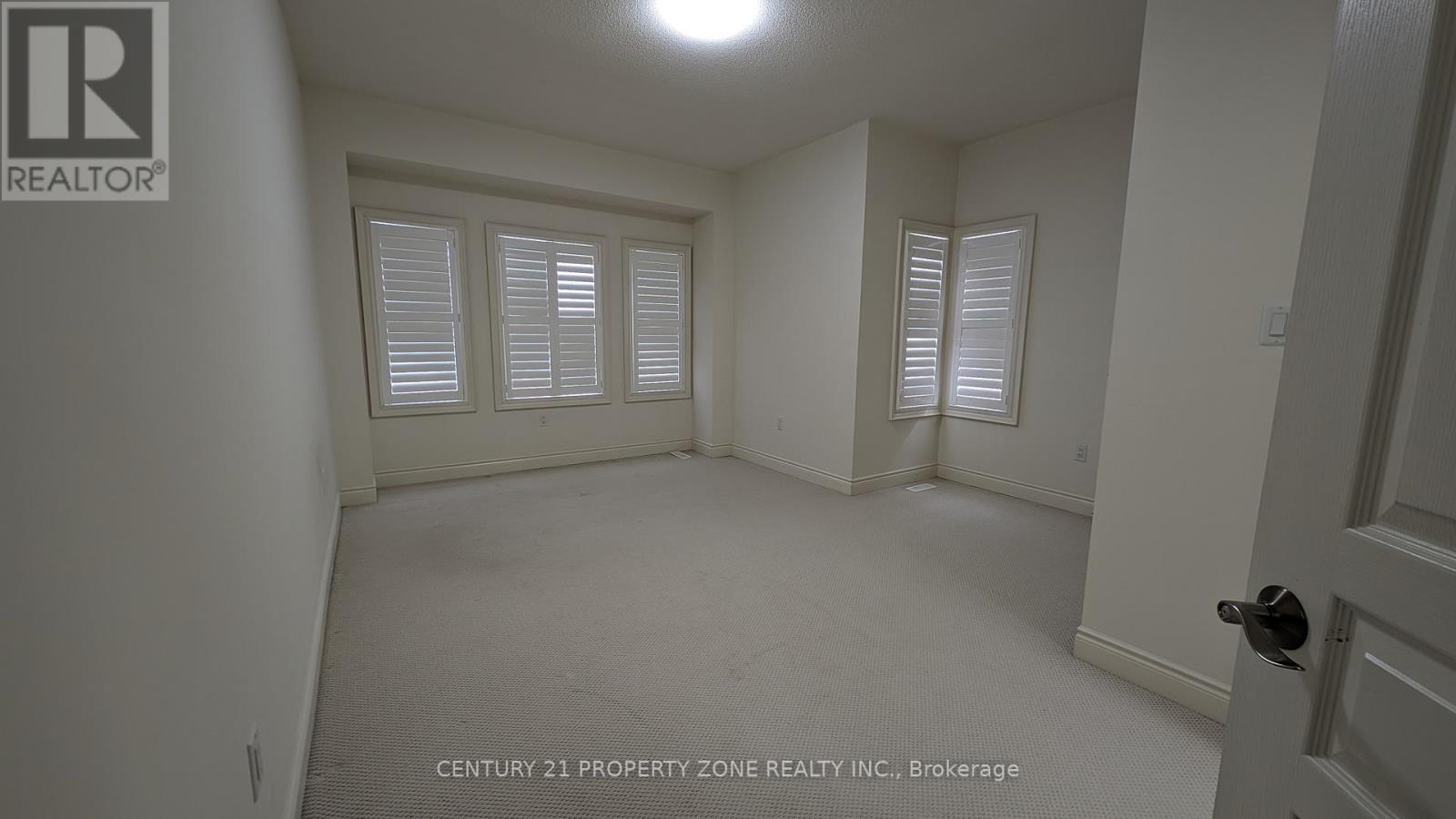 Upper - 10 Goderich Drive, Brampton, Ontario  L7A 5A7 - Photo 28 - W12564840