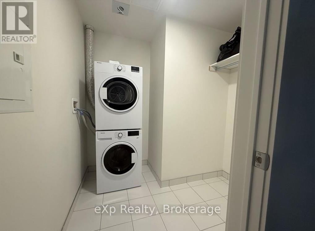 305 - 3079 Trafalgar Road, Oakville (Jm Joshua Meadows), Ontario  L6H 8C5 - Photo 15 - W12564864