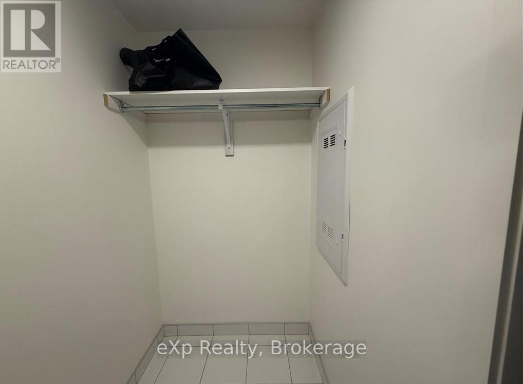 305 - 3079 Trafalgar Road, Oakville (Jm Joshua Meadows), Ontario  L6H 8C5 - Photo 16 - W12564864