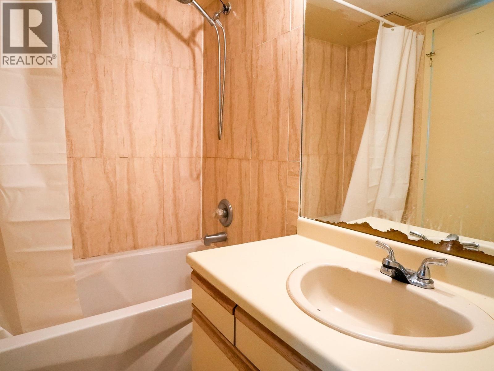 101 1845 Robson Street, Vancouver, British Columbia  V6G 1E4 - Photo 14 - R3040810