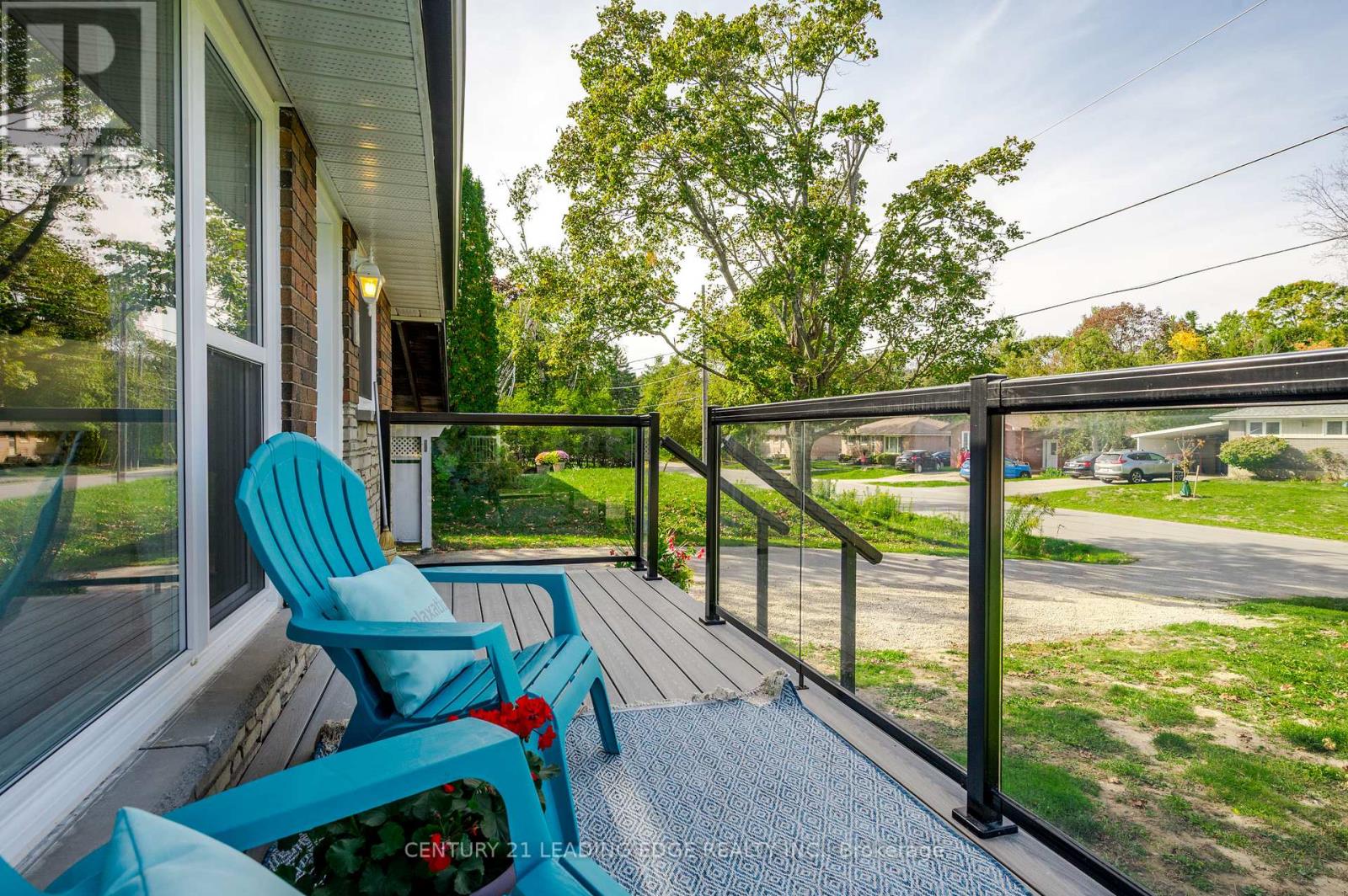 Upper - 18 Daleview Avenue, Peterborough, Ontario  K9J 1L5 - Photo 5 - X12564774