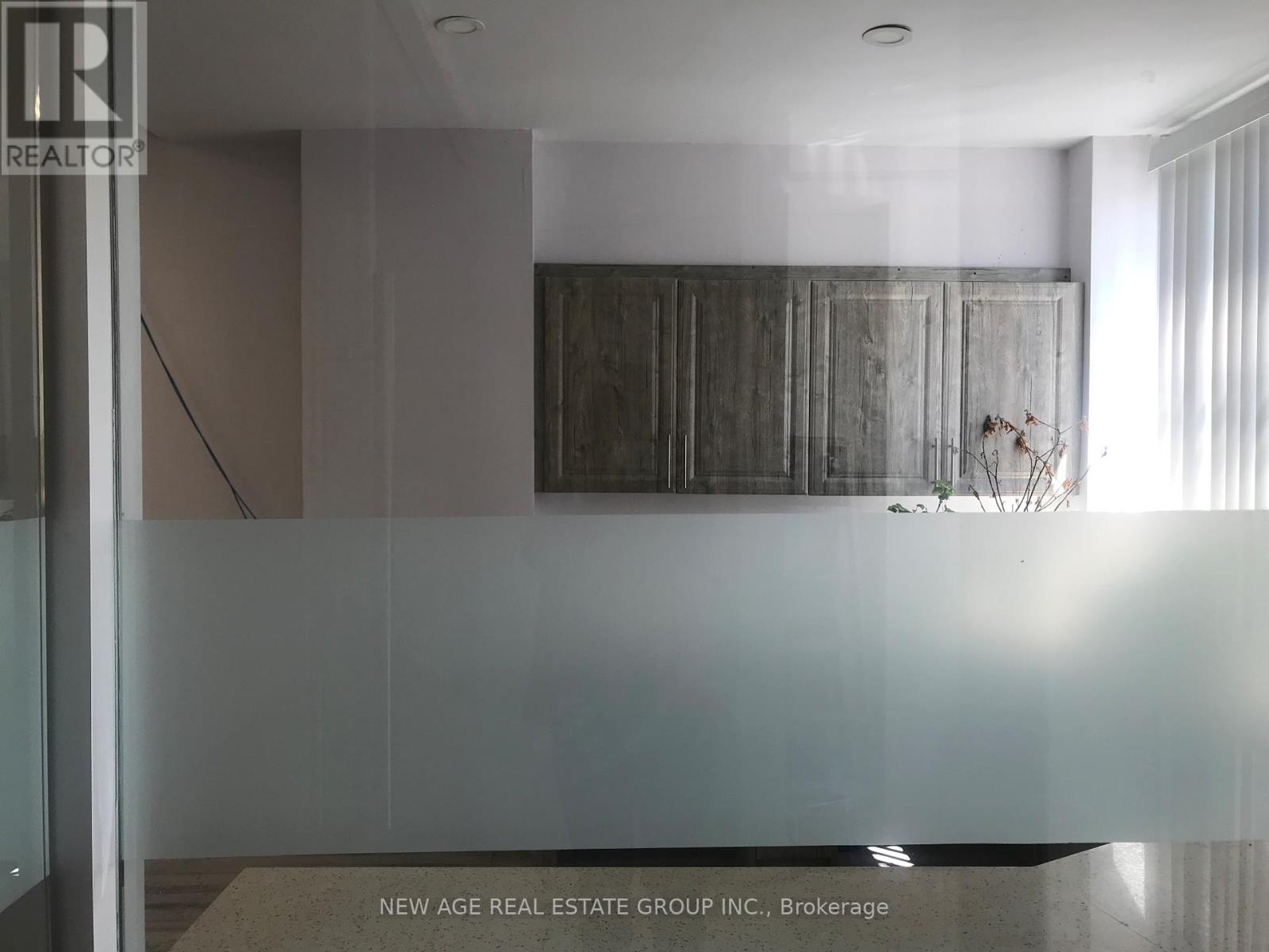 Off#2 - 279 Kenilworth Avenue N, Hamilton, Ontario  L8H 2W1 - Photo 4 - X12564808