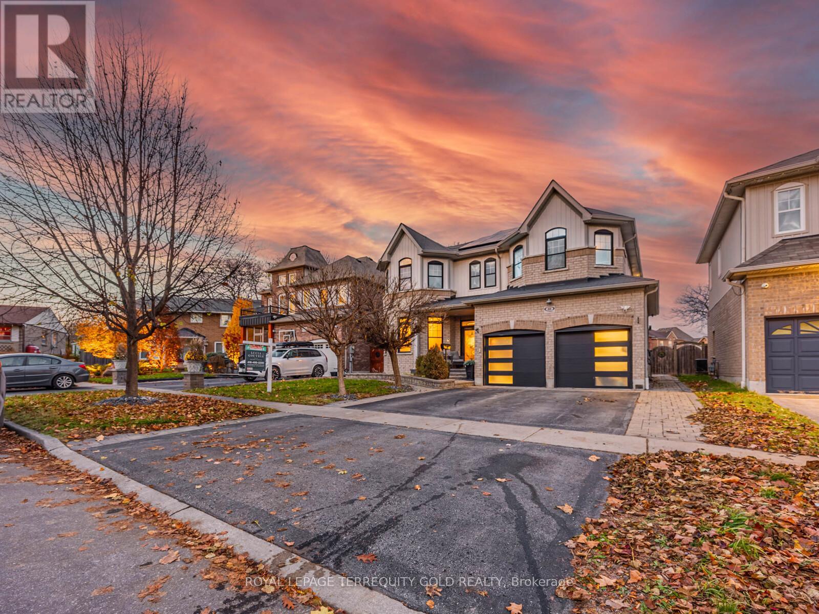 66 Rideout Street, Ajax, Ontario  L1S 1P8 - Photo 4 - E12563422