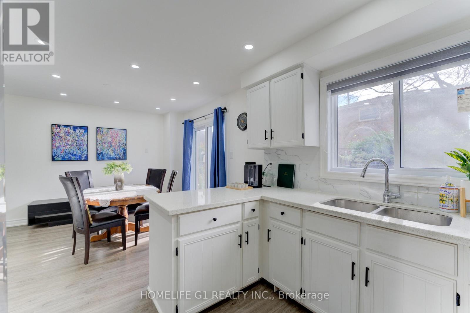 1695 Major Oaks Road, Pickering (Brock Ridge), Ontario  L1X 1X2 - Photo 10 - E12524010