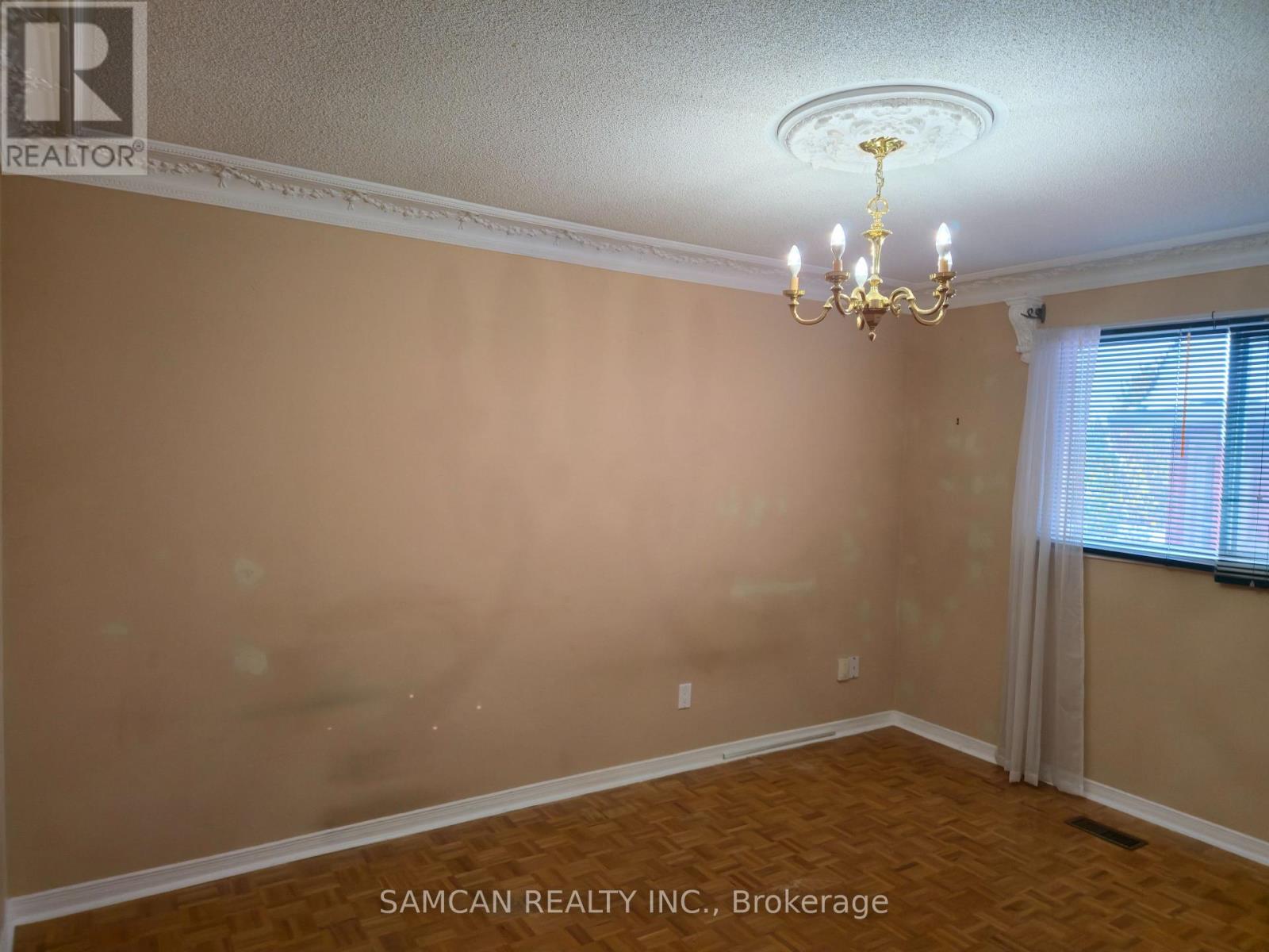 2 - 2470 Wynten Way, Oakville (Cv Clearview), Ontario  L6J 7K8 - Photo 10 - W12547598