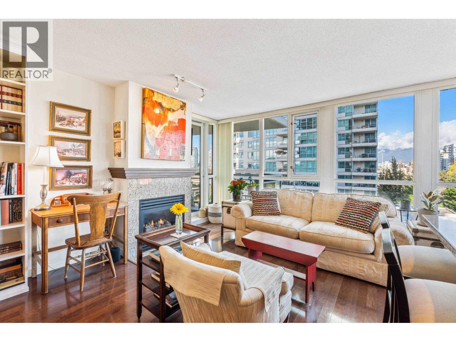 701 120 Milross Avenue, Vancouver, British Columbia  V6A 4K7 - Photo 4 - R3069165