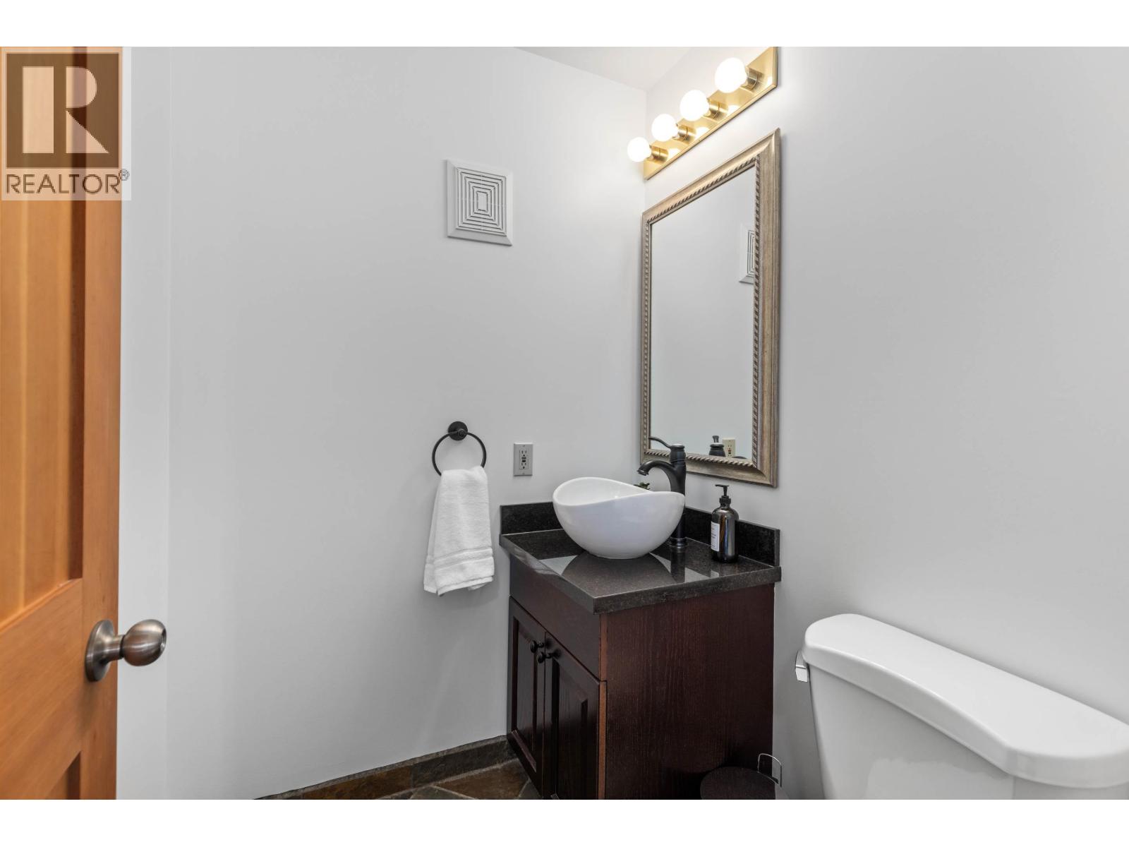 9548 Emerald Drive, Whistler, British Columbia  V8E 0G5 - Photo 31 - R3060288