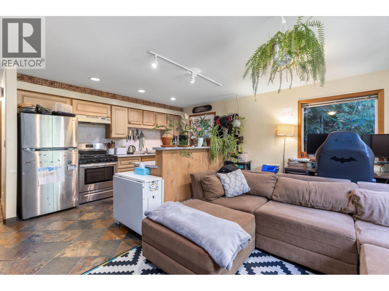 9548 Emerald Drive, Whistler, British Columbia  V8E 0G5 - Photo 35 - R3060288