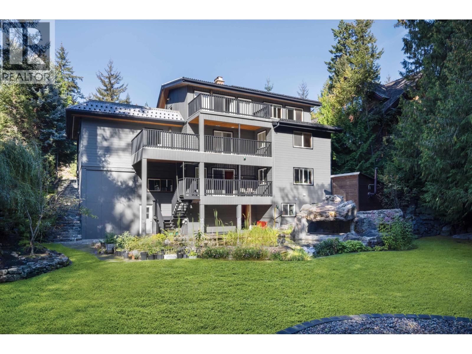 9548 Emerald Drive, Whistler, British Columbia  V8E 0G5 - Photo 1 - R3060288