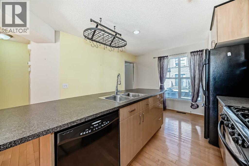 63 Toscana Gardens Nw, Calgary, Alberta  T3L 3C2 - Photo 10 - A2262533