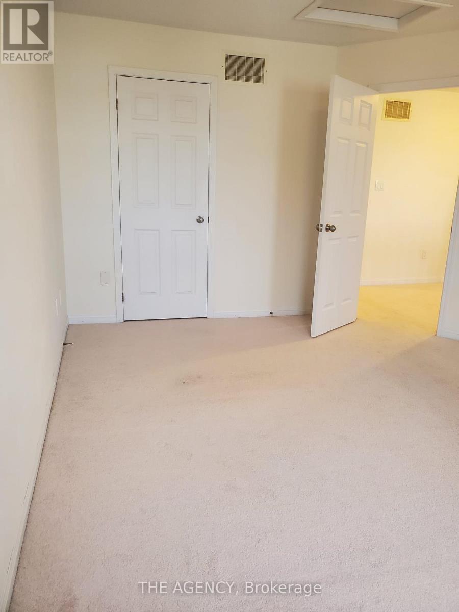 3 Berkshire Avenue, Wasaga Beach, Ontario  L9Z 0G3 - Photo 13 - S12564862