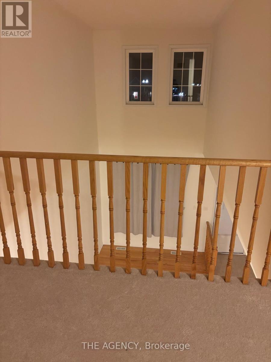 3 Berkshire Avenue, Wasaga Beach, Ontario  L9Z 0G3 - Photo 5 - S12564862