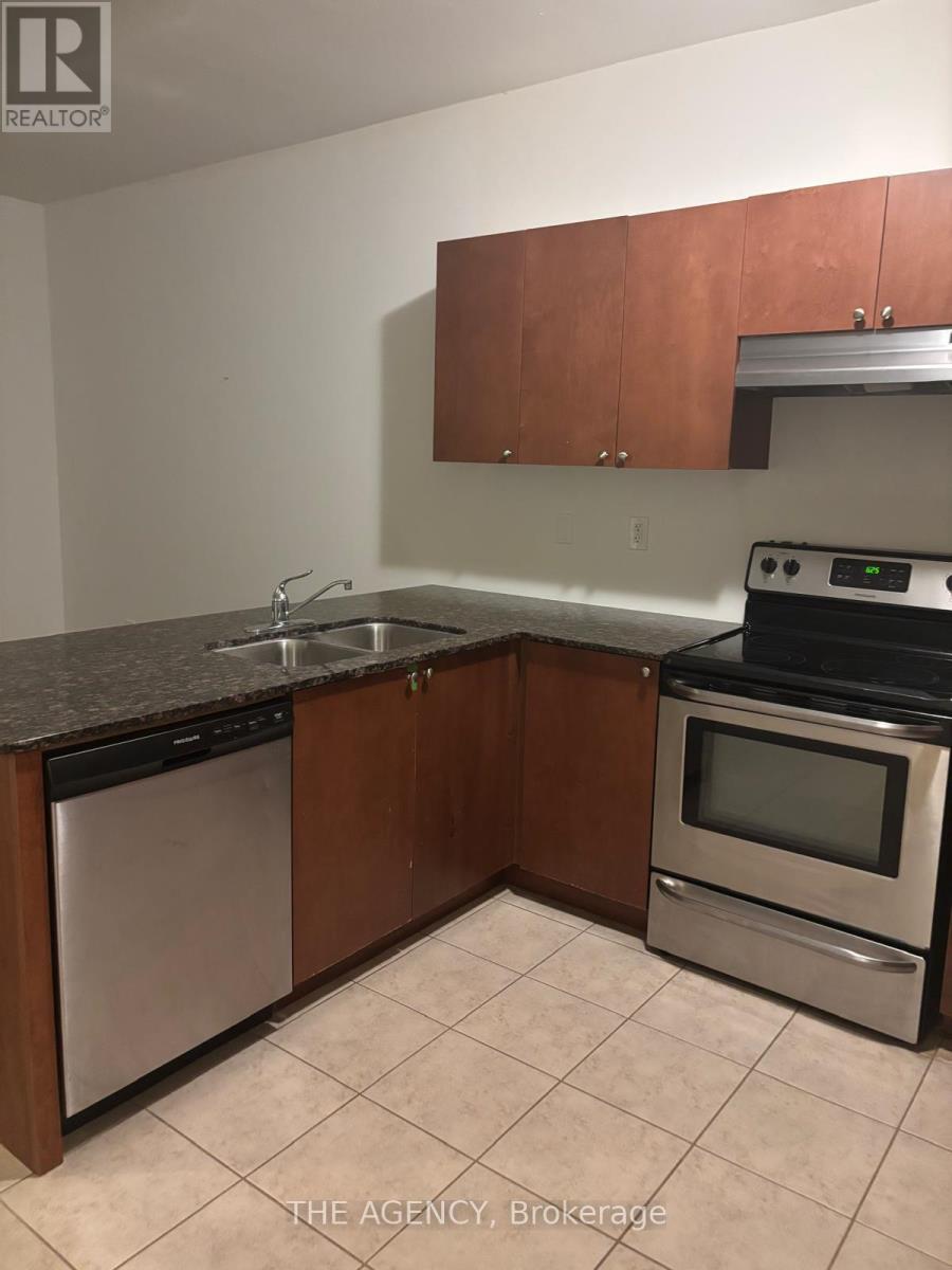 3 Berkshire Avenue, Wasaga Beach, Ontario  L9Z 0G3 - Photo 7 - S12564862