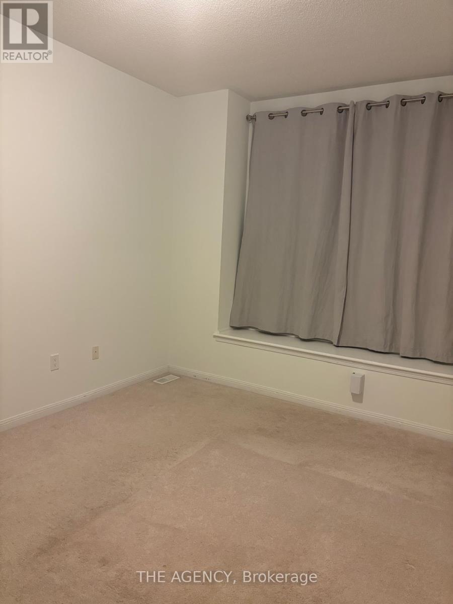 3 Berkshire Avenue, Wasaga Beach, Ontario  L9Z 0G3 - Photo 8 - S12564862