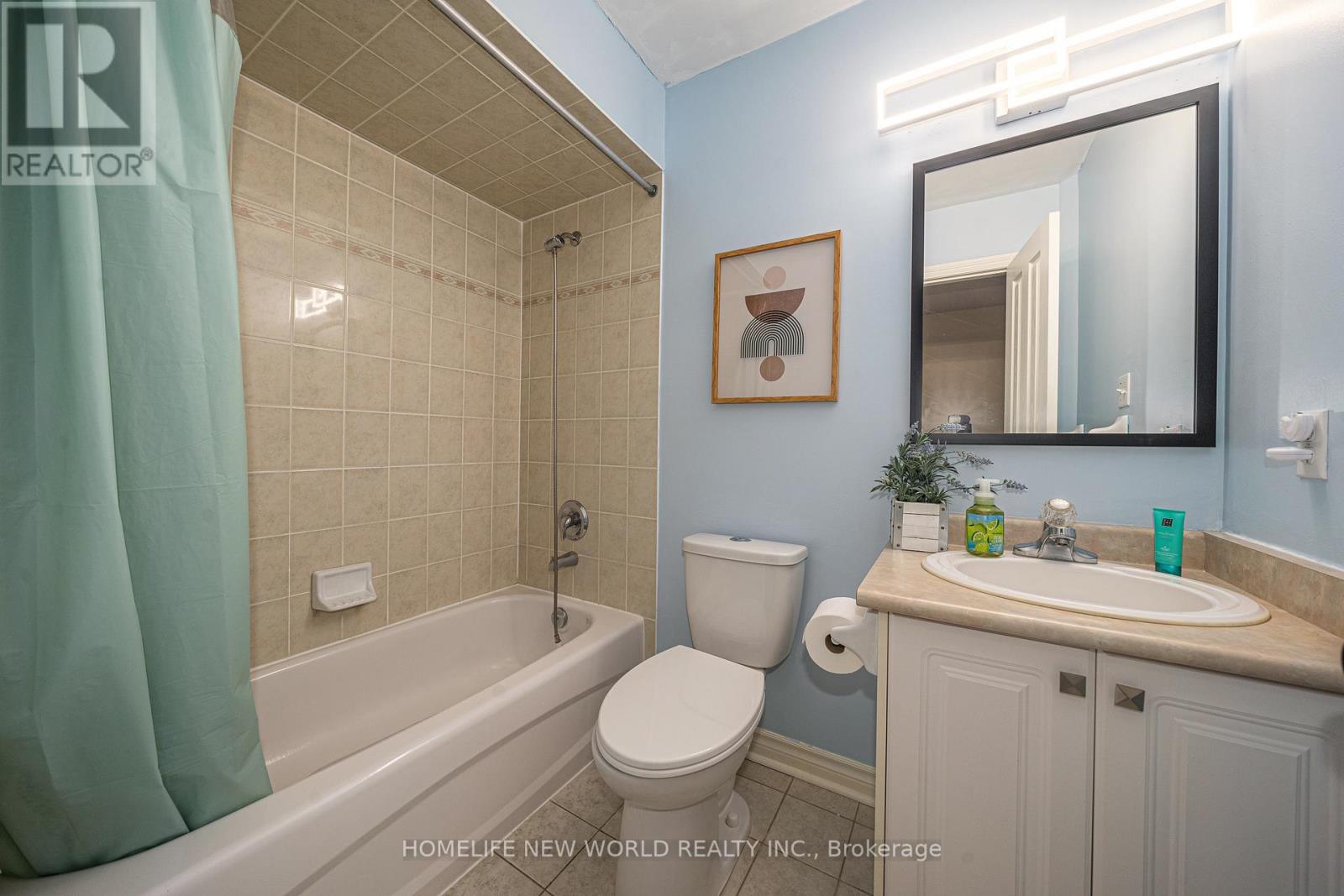 60 Bloomgate Crescent, Richmond Hill, Ontario  L4E 4E2 - Photo 16 - N12561216