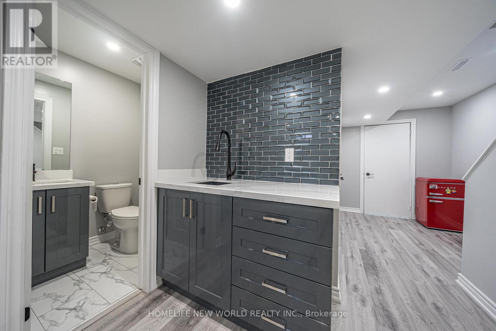 60 Bloomgate Crescent, Richmond Hill, Ontario  L4E 4E2 - Photo 20 - N12561216