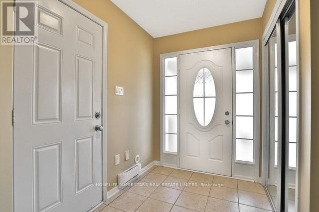 369 Cavanagh Lane, Milton, Ontario  L9T 8J9 - Photo 2 - W12564844