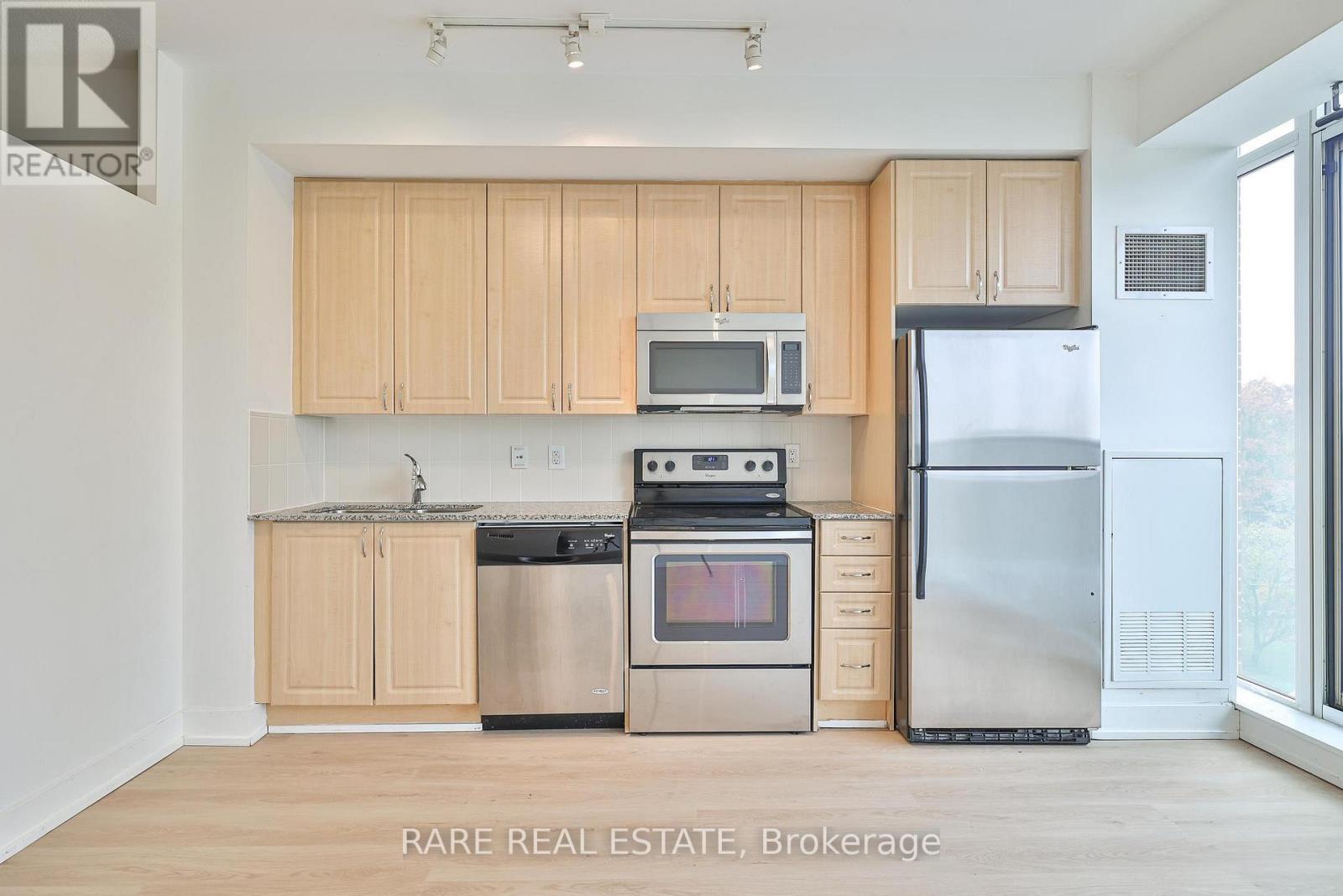 607 - 1638 Bloor Street W, Toronto, Ontario  M6P 0A6 - Photo 4 - W12564856