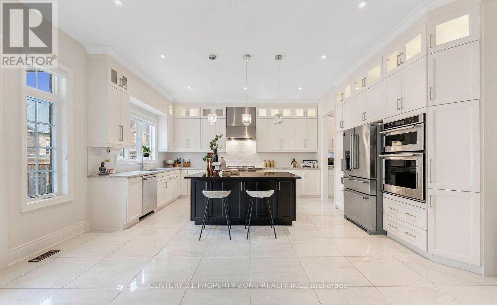 30 Sister Oreilly Road, Brampton, Ontario  L6P 4C6 - Photo 16 - W12564866